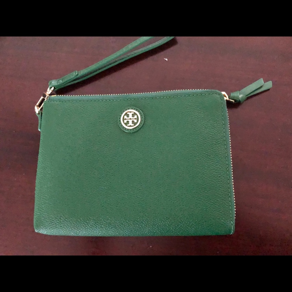 NWOT Tory Burch Clutch